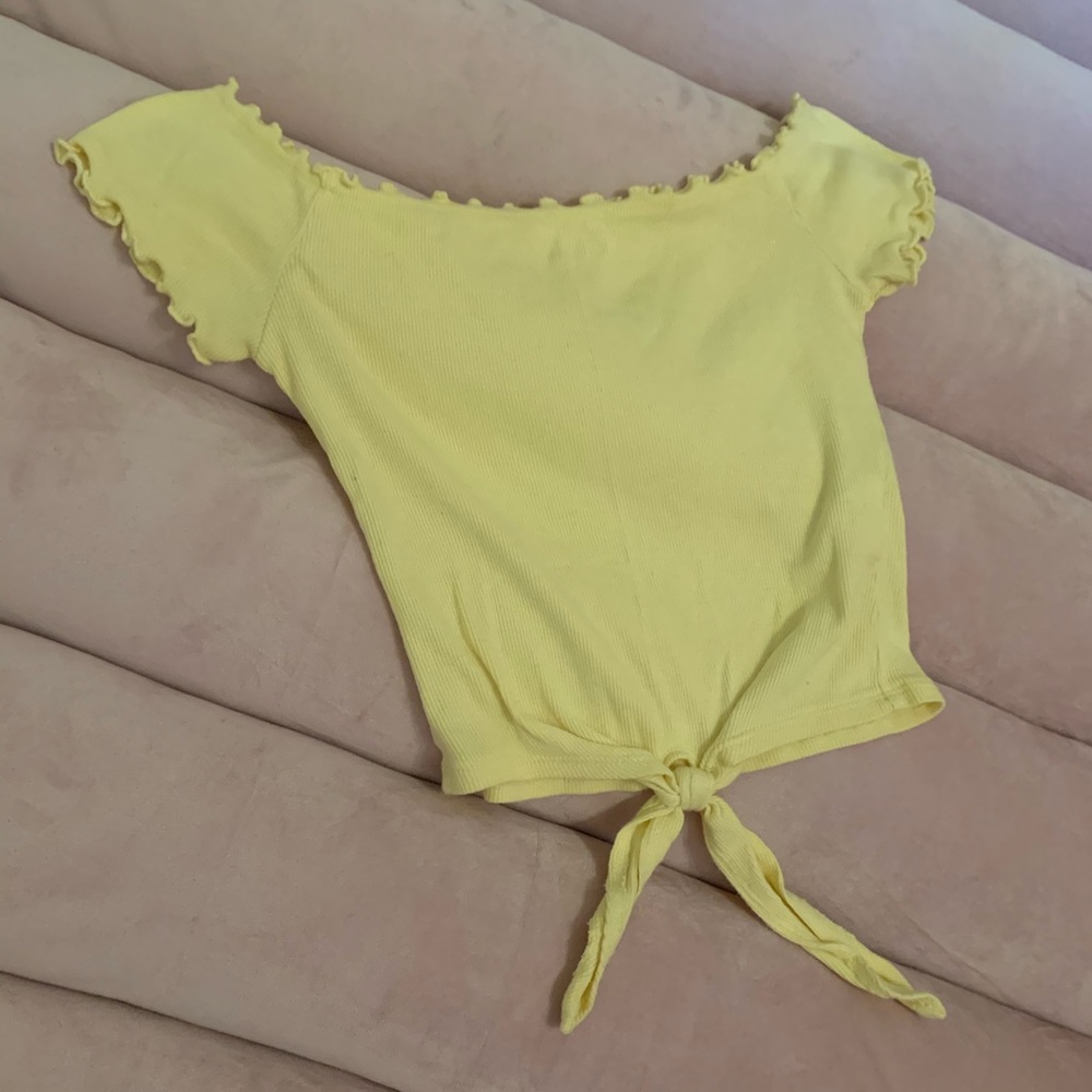 Hollister Light Yellow Crop Top